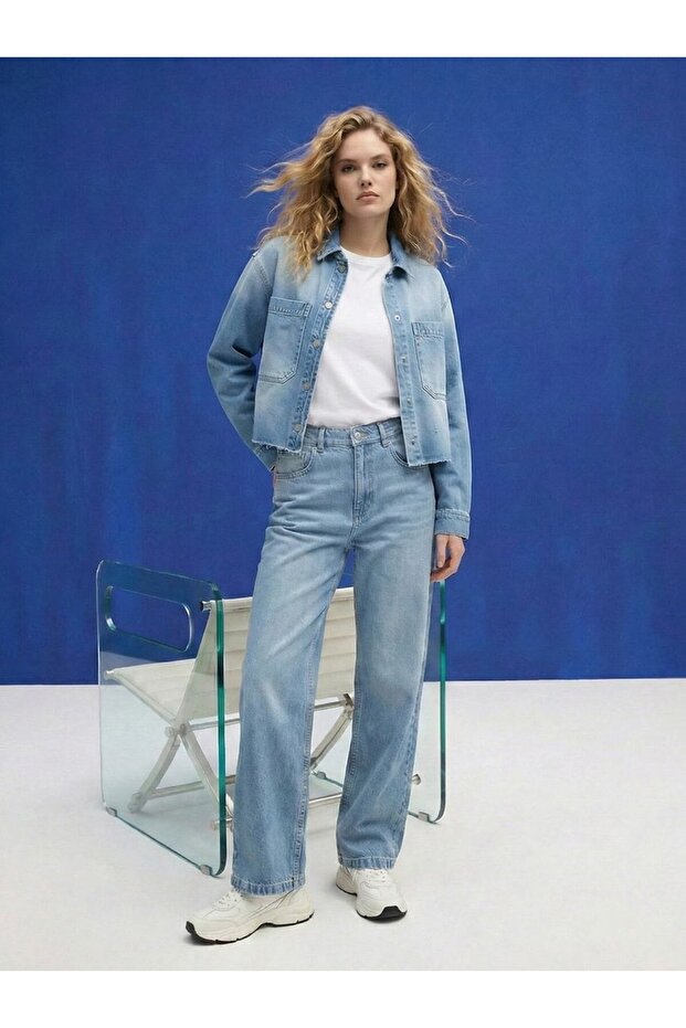 Lira Narrow Leg Mid Waist Light Blue Jeans