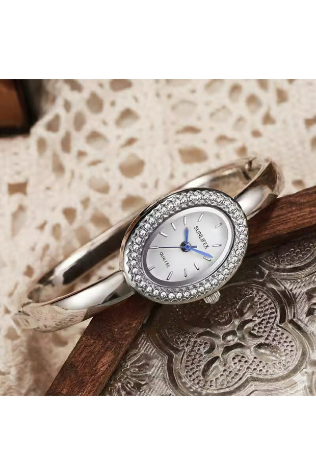 Bracelet Model Watch