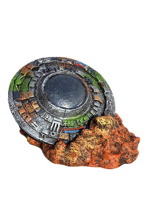1pcs 1Pc Emulation UFO Wreck Aquarium Landscaping Decorations Spaceship Resin Craft Fish Tank Orname