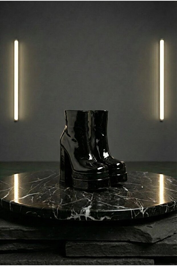 Vegaaa Black Patent Leather Square Toe Double Platform Thick Heeled Women's Boots