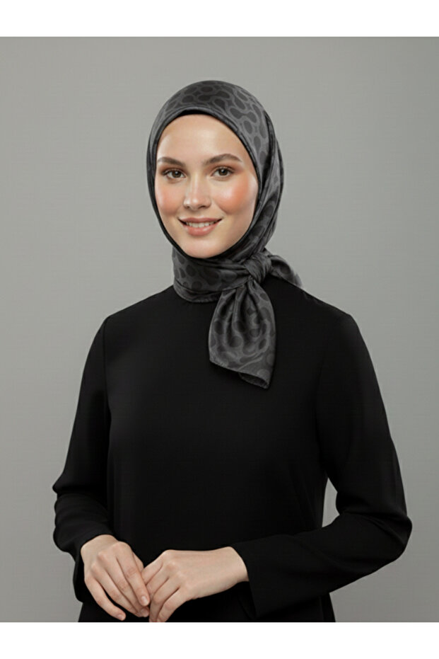 وشاح بنمط الزهور - 1