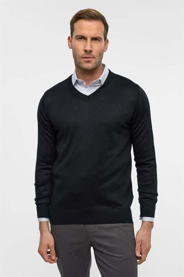 Siyah Regular Düz V Yaka Triko - 1