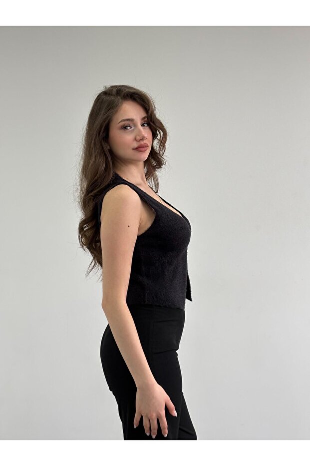 Yumoş Düğmeli Bluz - 2