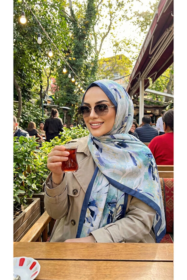 Pamukhan Abstract Patterned Shawl - 1