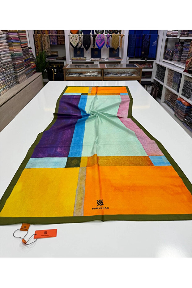 Geometric Patterned Shawl - 3