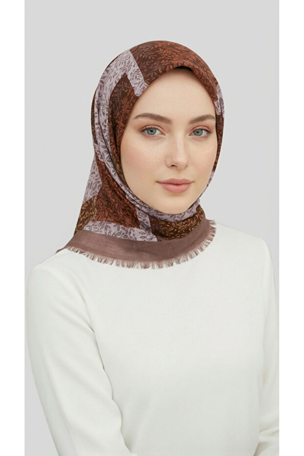 وشاح صوف منقوش بأوراق الكاراكا - بيج / كريمي - 5