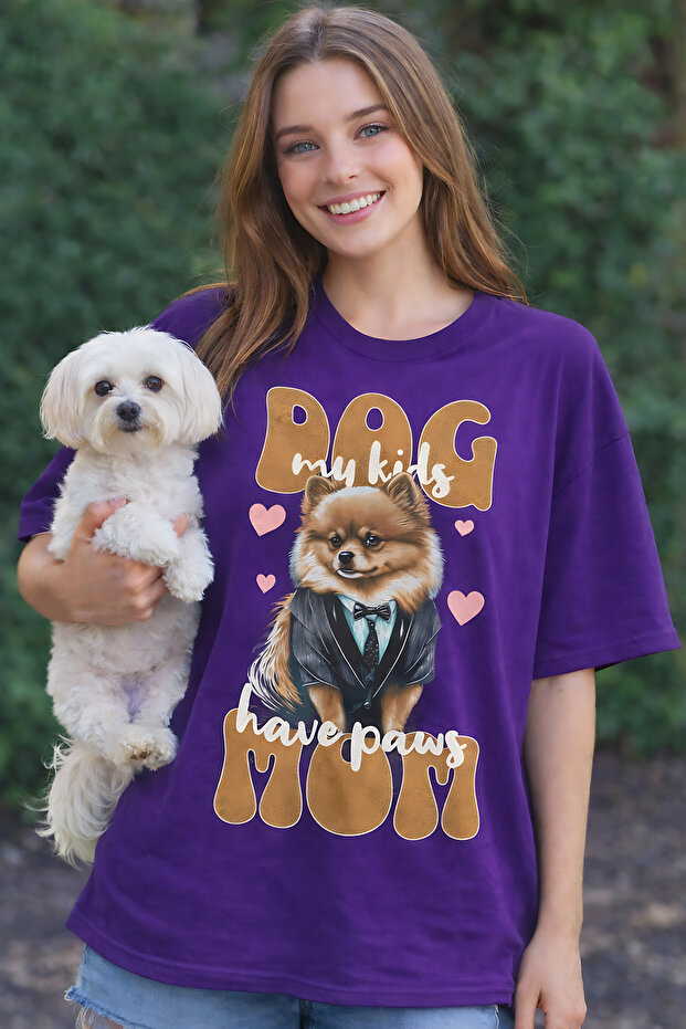 تي شيرت قصة فضفاضة مطبوع عليه DOG MOM للجنسين