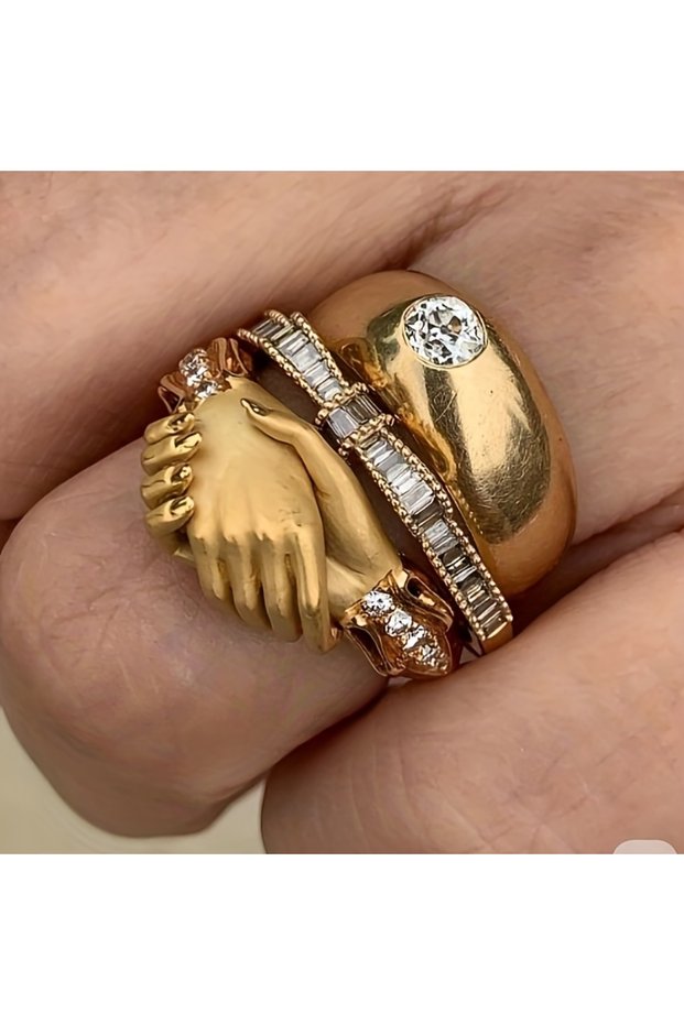 8 ZF3211-1 Elegant Vintage Copper Rings Set with Sparkling Synthetic Zirconia, Elegant and Luxurious
