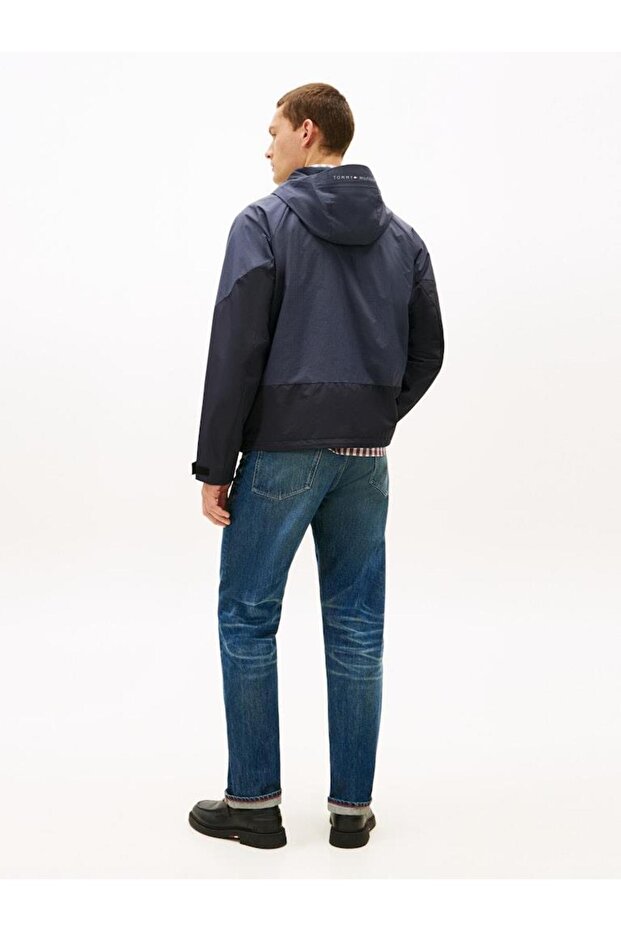 HOODED LIGHTWEIGHT JACKET - 2