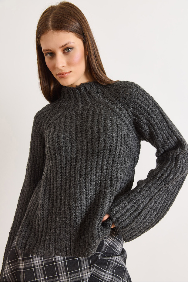 Women's Smoked Mock Neck Side Slit Soft Textured Knitwear Sweater Kzk-19001118
