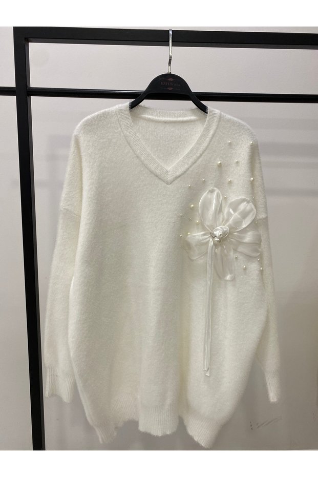 Women's Ecru V-Neck Pearl Embroidered Satin Flower Detailed Stylish Knitwear Sweater 12124