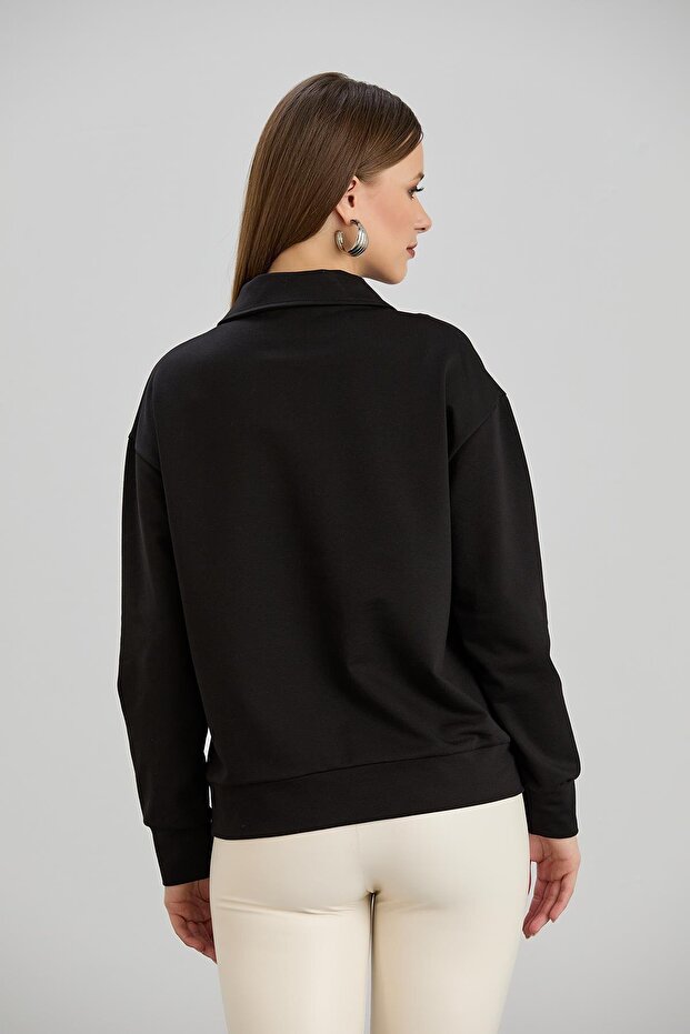 Two-Thread Black Sweatshirt with Wide Placket - 2