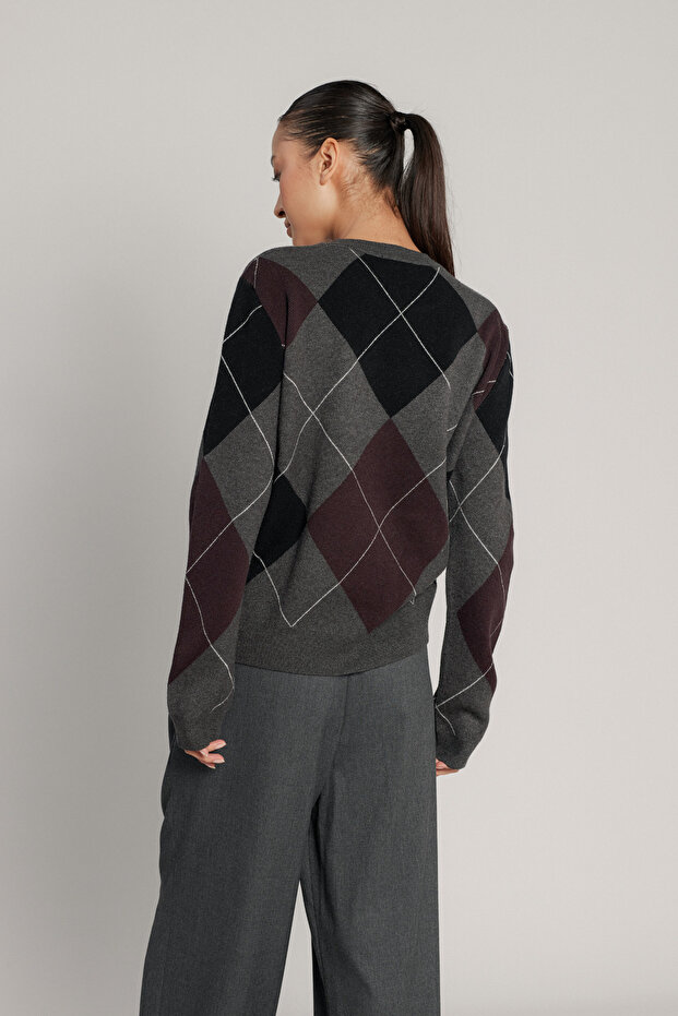 سترة تريكو منقوشة باللون البقلاوي - 4