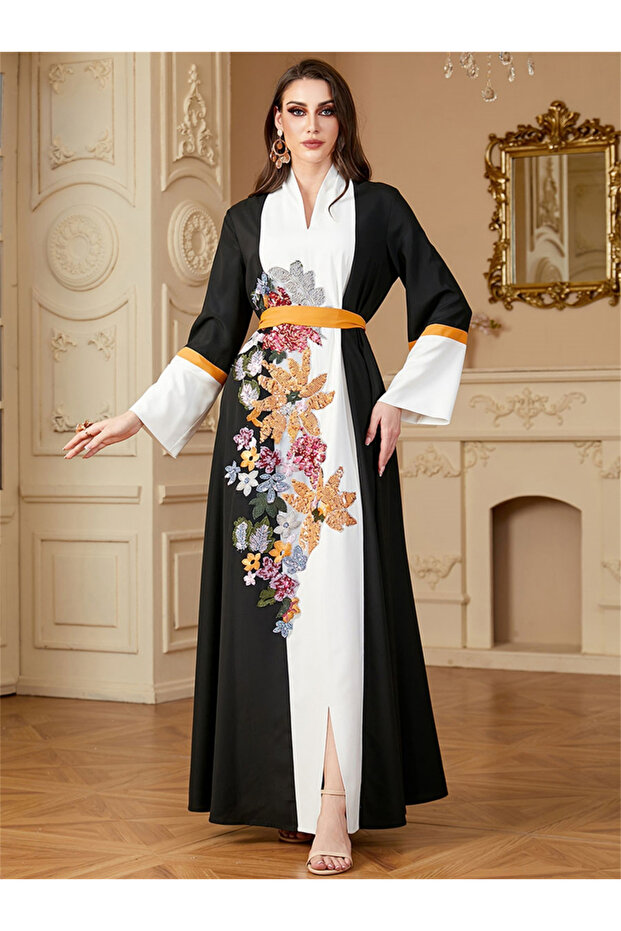 Women Floral Embroidered Belted Jalabiya