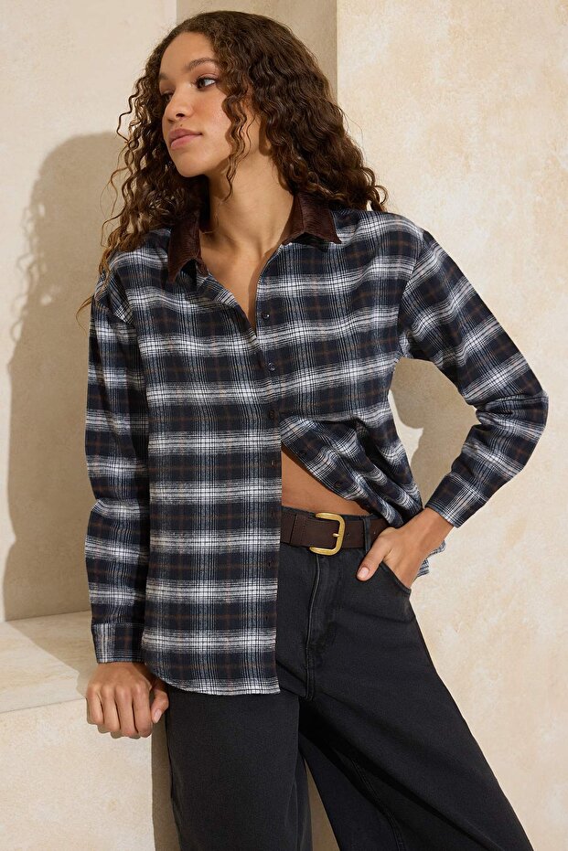 Kahverengi Ekoseli Yakası Fitilli Oversize Kalıp Flanel Gömlek TWOSS26GO00038 - 2