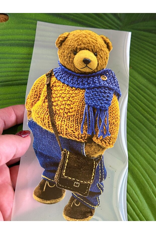 Iron-On Bear with Sweater and Scarf Embroidery Transfer Print 20X10 cm