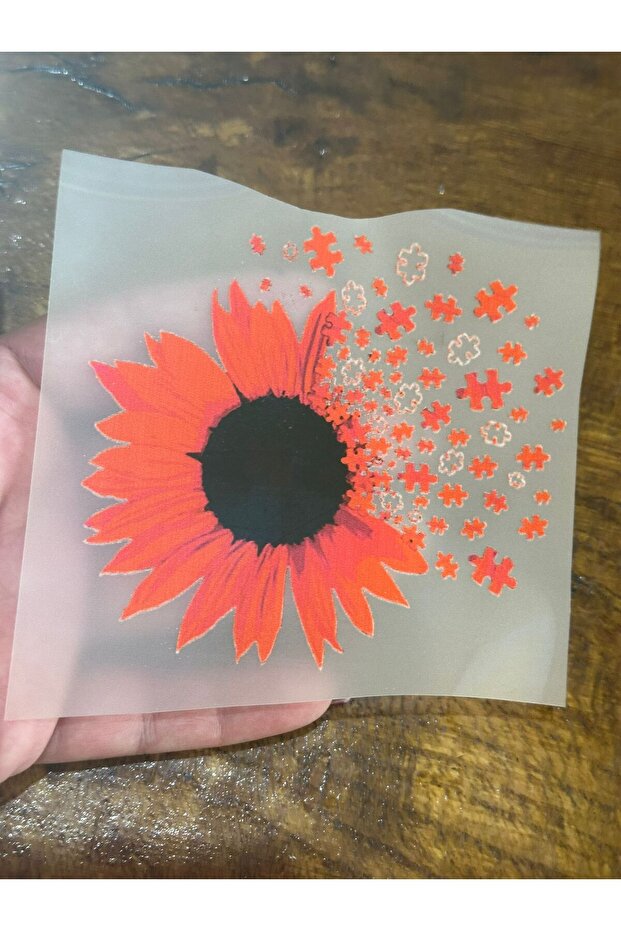 Iron-On Flower Transfer Print Arma 11X11 cm Red
