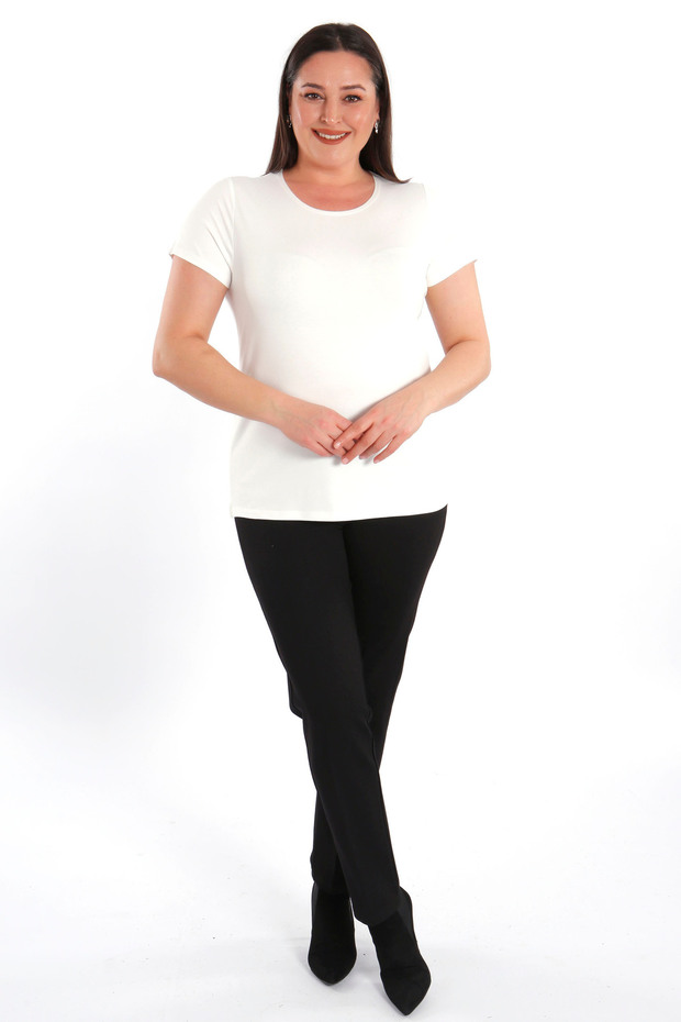 Trend42plus بلوزة إكرو أساسية ذات رقبة دائرية كبيرة الحجم - 3