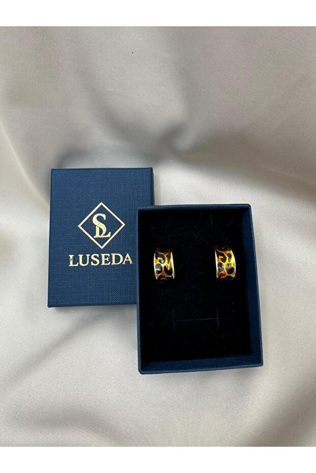 أقراط دائرية منقوشة بنمط الفهد من مينيلي - 8