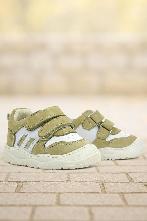 Schaggy Genuine Leather Green Baby Sports Shoes