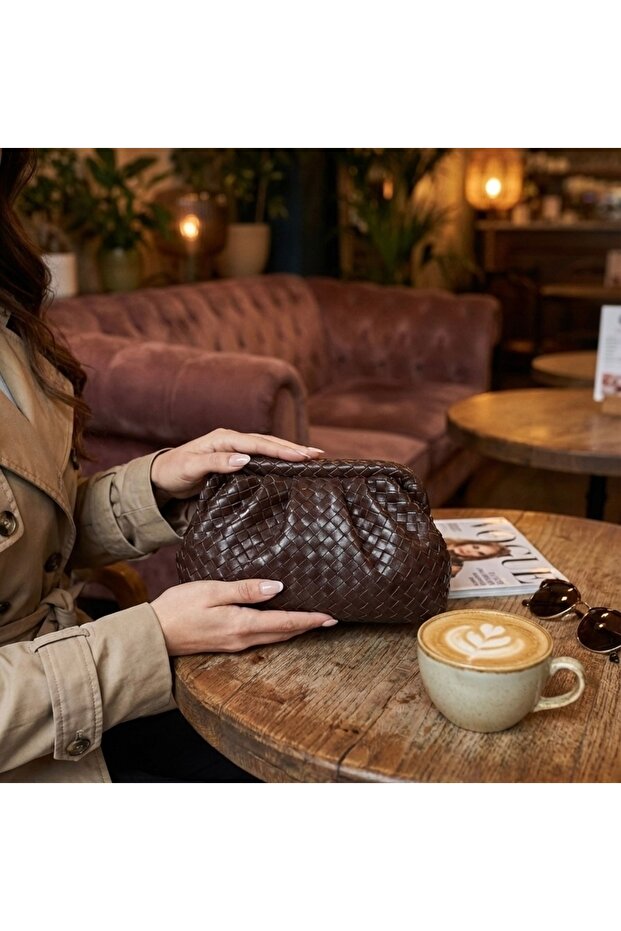 Glow Knitted Detailed Hand, Shoulder and Crossbody Bag