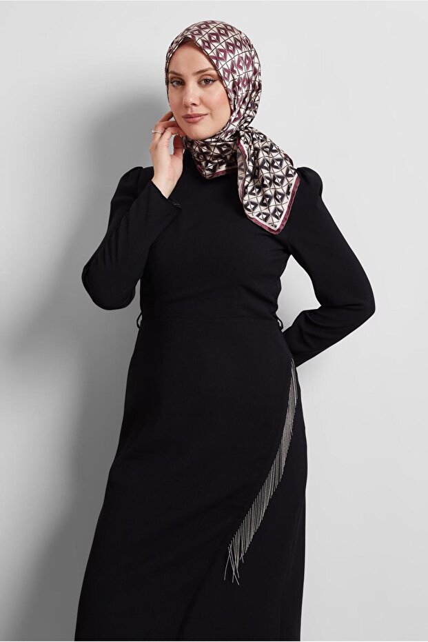 وشاح منقوش من ألفينا 8525
