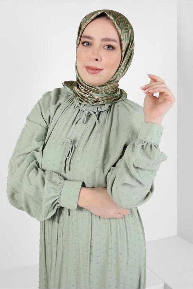 وشاح بنمط ألفينا 8414