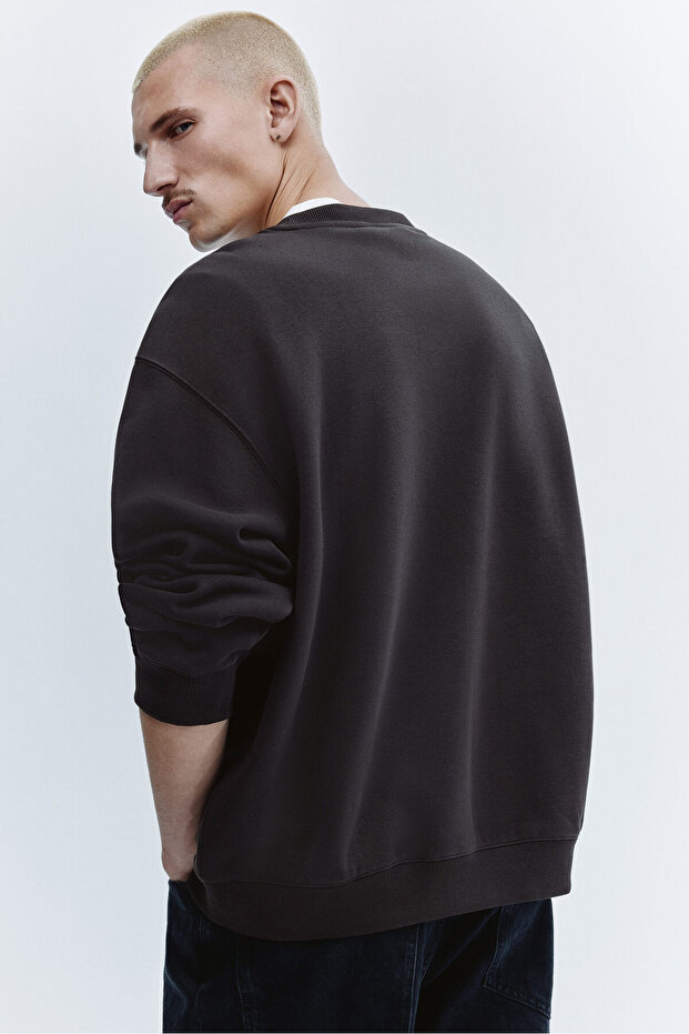 Loose Fit Sweatshirt - 5