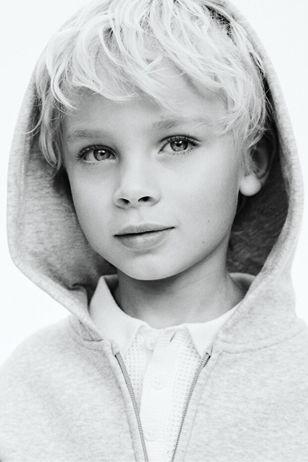 Kapüşonlu ve Fermuarlı Oversize Üst - 2