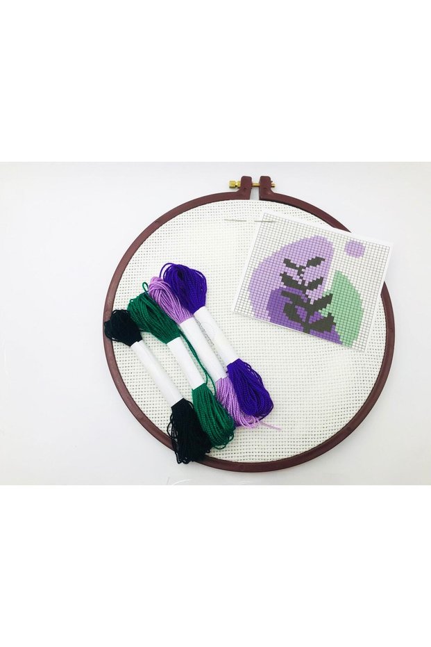 Cross Stitch Etamine Kit 107