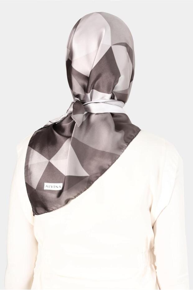 وشاح منقوش 8132 - 2