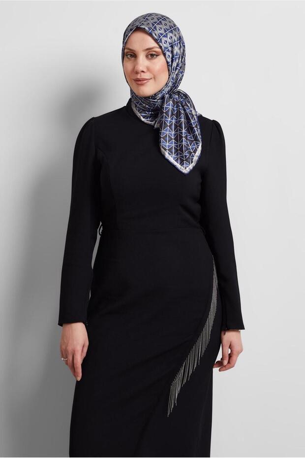 وشاح منقوش من ألفينا 8525