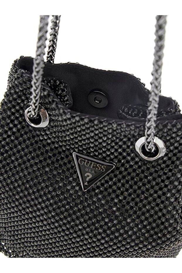 حقيبة سوداء - 3