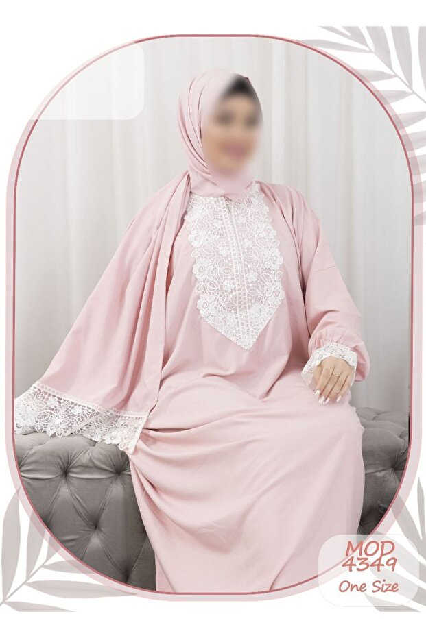 Luxurious prayer mat with a distinctive fabric