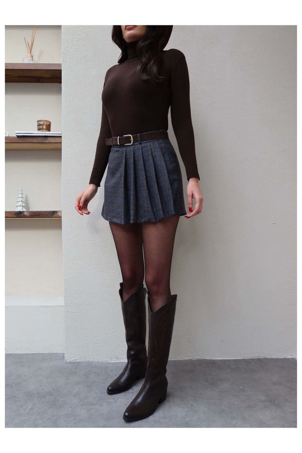 Pile Detail Belted Shorts Skirt