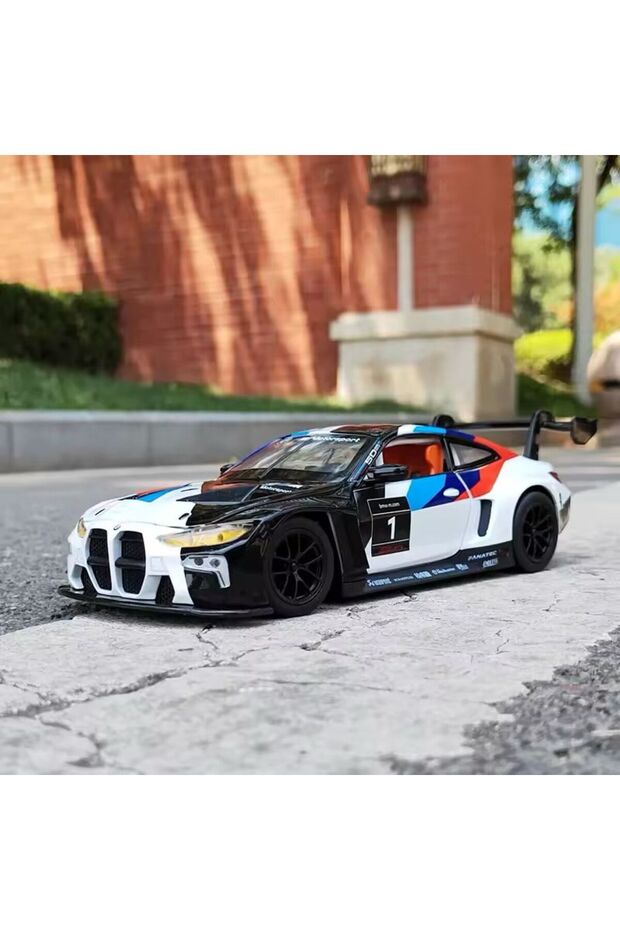 نموذج سيارة BMW M4 GT3 مصبوب بمقياس 1:24 مع أبواب قابلة للفتح، سيارة سباق معدلة مصبوبة