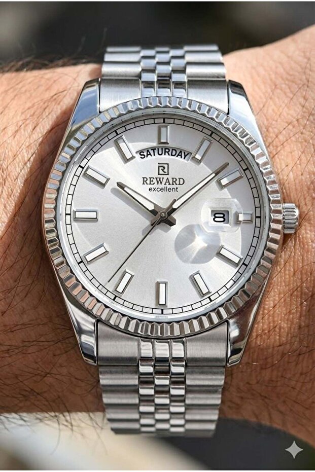 Excellent Men's Wristwatch | 42mm Steel Case, Day Date Design