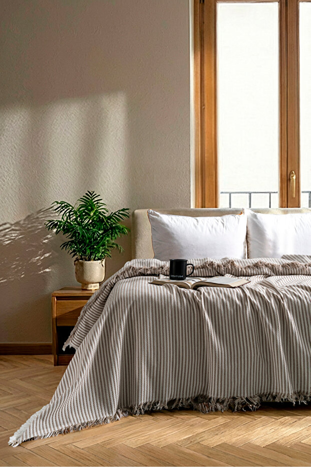 غطاء سرير حديث متعدد الأغراض من قماش البيكيه مقاس 220 × 240 سم