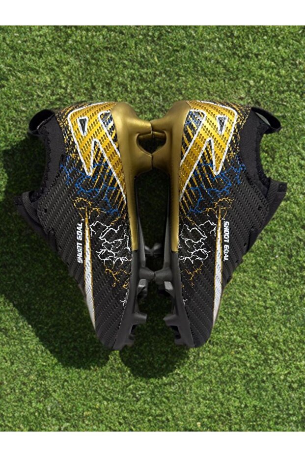 Children's Carpet Field Shoes with Spikes (Black-Gold)