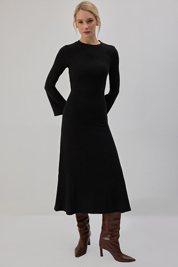 MAXİ TRİKO ELBİSE - 1