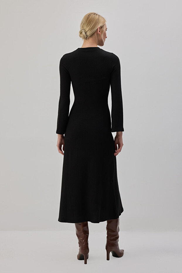 MAXİ TRİKO ELBİSE - 4