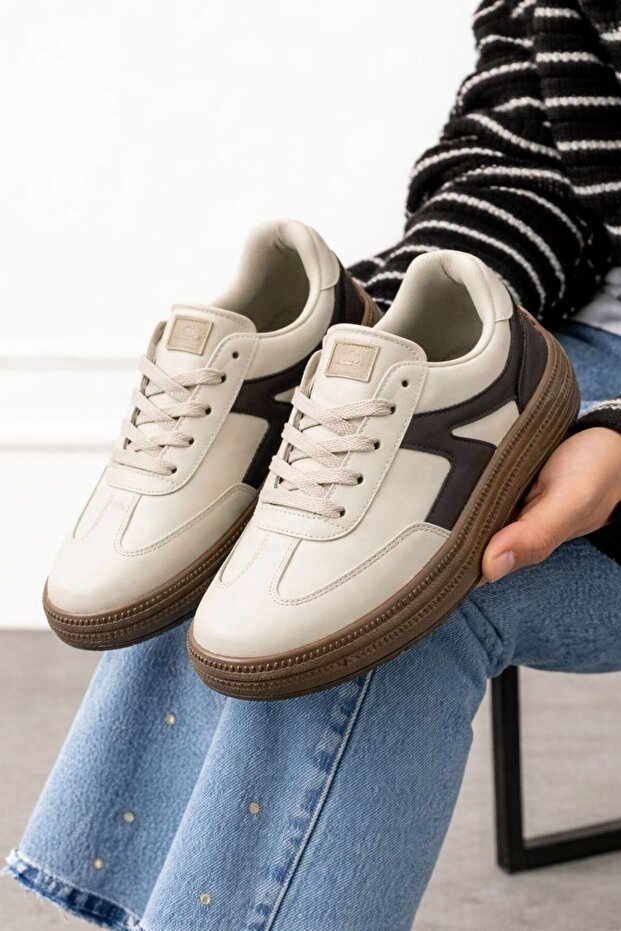 Unisex Sneaker Shoes Suitable for Daily Use