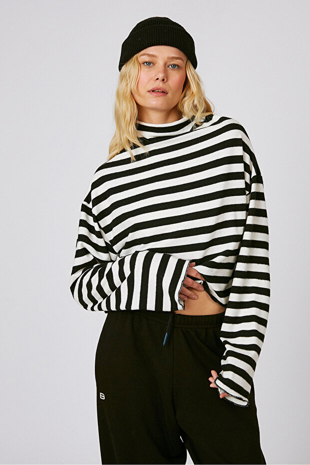 Dik Yaka Oversize Bluz - 2