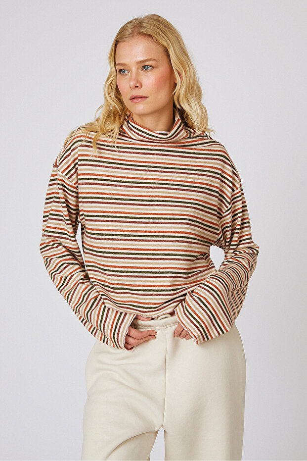 Dik Yaka Oversize Bluz - 2