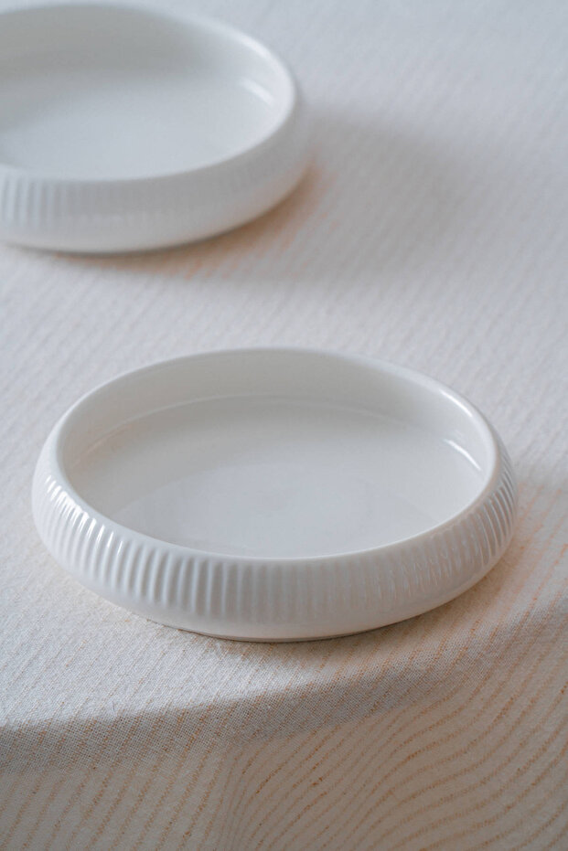 Bianco Perla Porcelain Round Plate - 13 cm