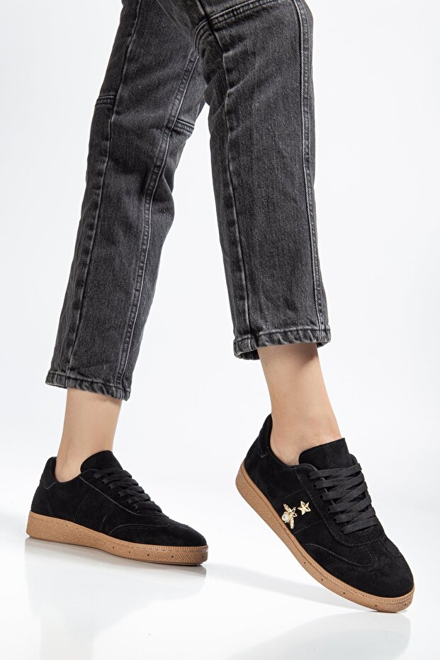 Women's Black Suede Butterfly Star Buckled Casual Sneakers