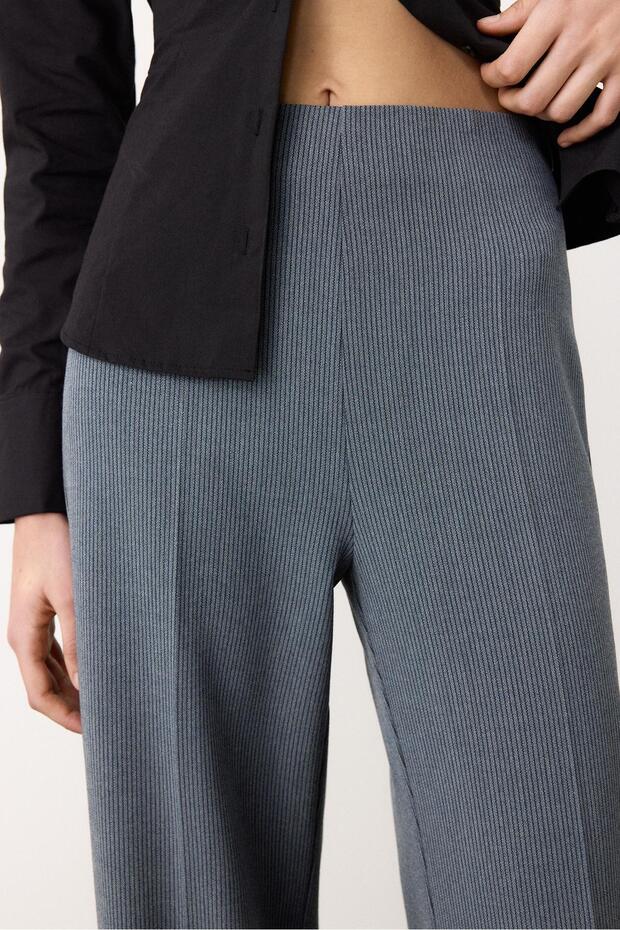 Dökümlü pantolon - 4