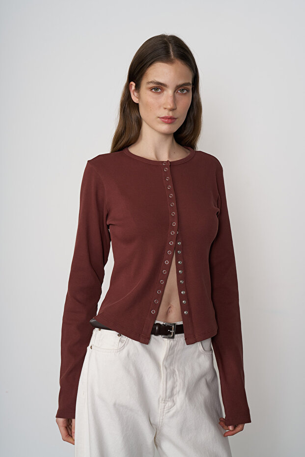 Çıt Çıt Detaylı Bluz - 2