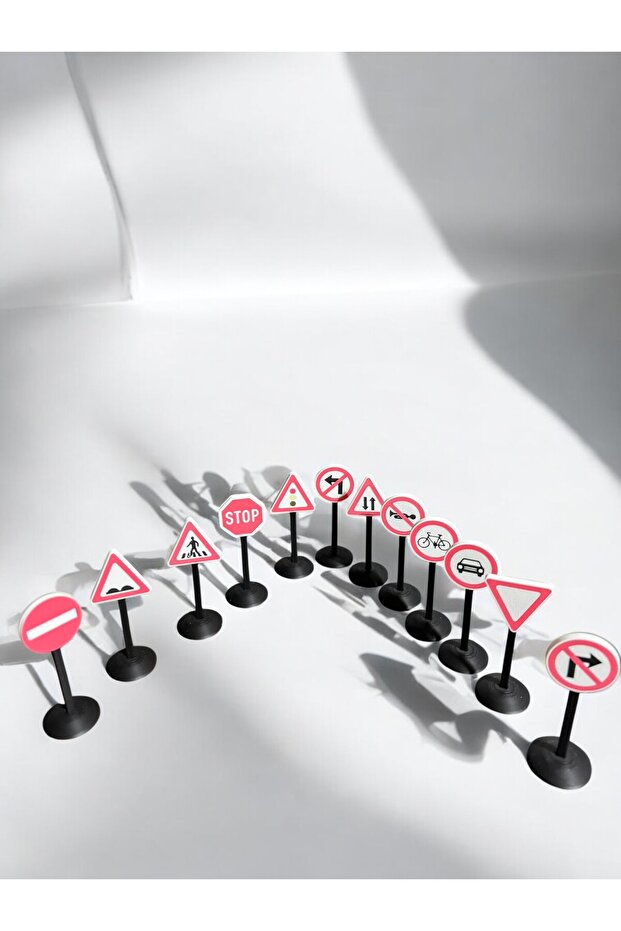 3D Printing Mini Traffic Signs | Toy | Traffic Education Accessory | Model Car Set 10 cm 12 Pieces