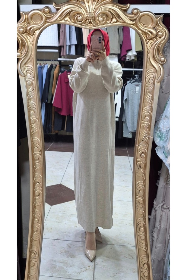 Zippered dress